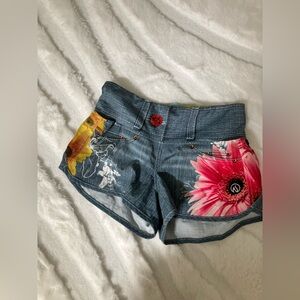 INKnBURN adorable Wildflower shorts sz2